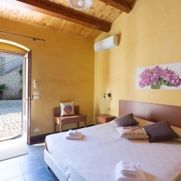 Villa-Room1pic
