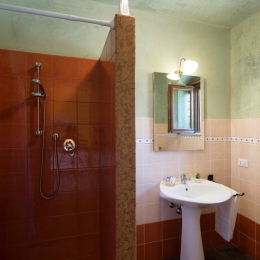 Villa-bathroom1pic