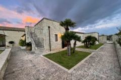 sicilian-villa