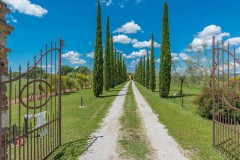 Villa Le Chiarne Entrance
